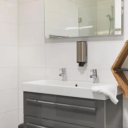 Kabbelaarsbank 504 - Port Marina Zelande Not Intended For Company Or Work-related *